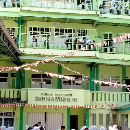 Gh Sirnamiskin Bandung Exteriör bild