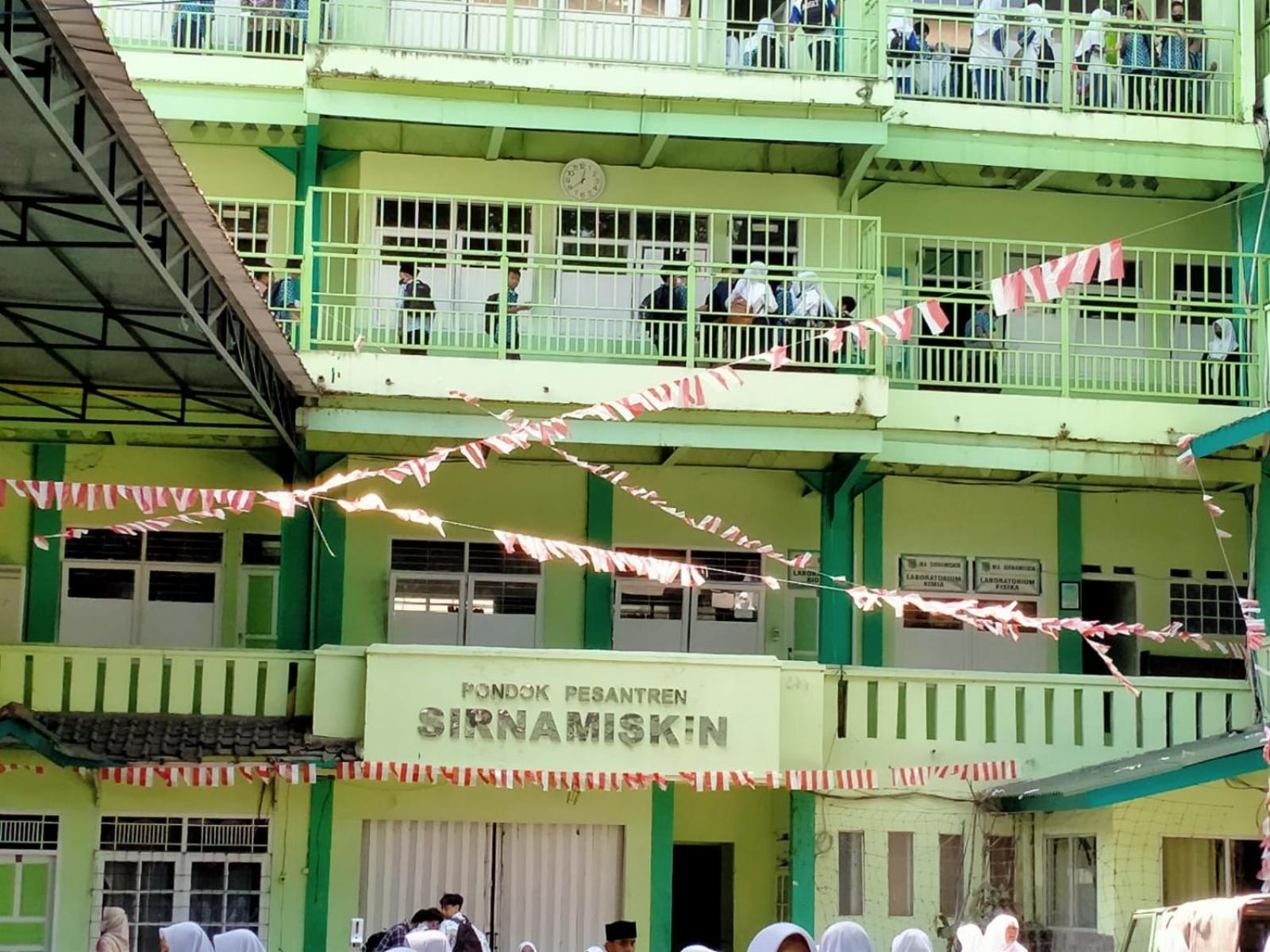 Gh Sirnamiskin Bandung Exteriör bild